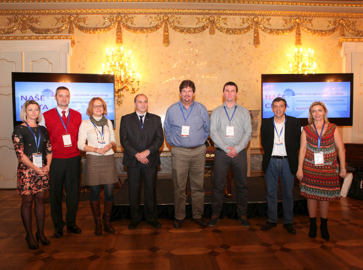 Přednášející na Toyota Talent Workshopu. Zleva Markéta Šimáková, DMC management consulting, Pavel Kunt a Ivana Rolníková, Robert Bosch, s.r.o., Tomáš Kubík, Daido Metal Czech, s.r.o., David Meier, Pavel Cihlář, Daido Metal Czech, s.r.o., Fernando Flora, Silon, s.r.o., Jitka Tejnorová, DMC management consulting 