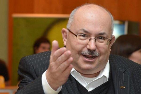Miloš Škrdlík, Maloobchodní síť BRNĚNKA, spol. s r.o.
