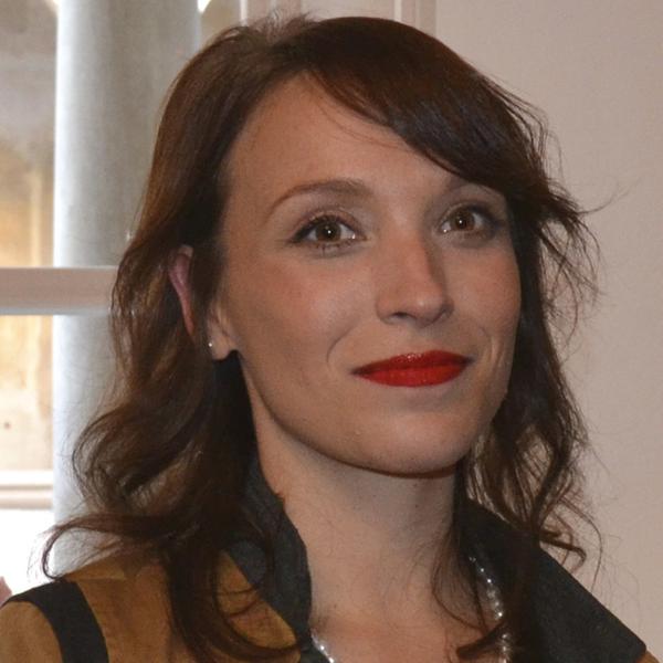Martina Brodská, Sky Select