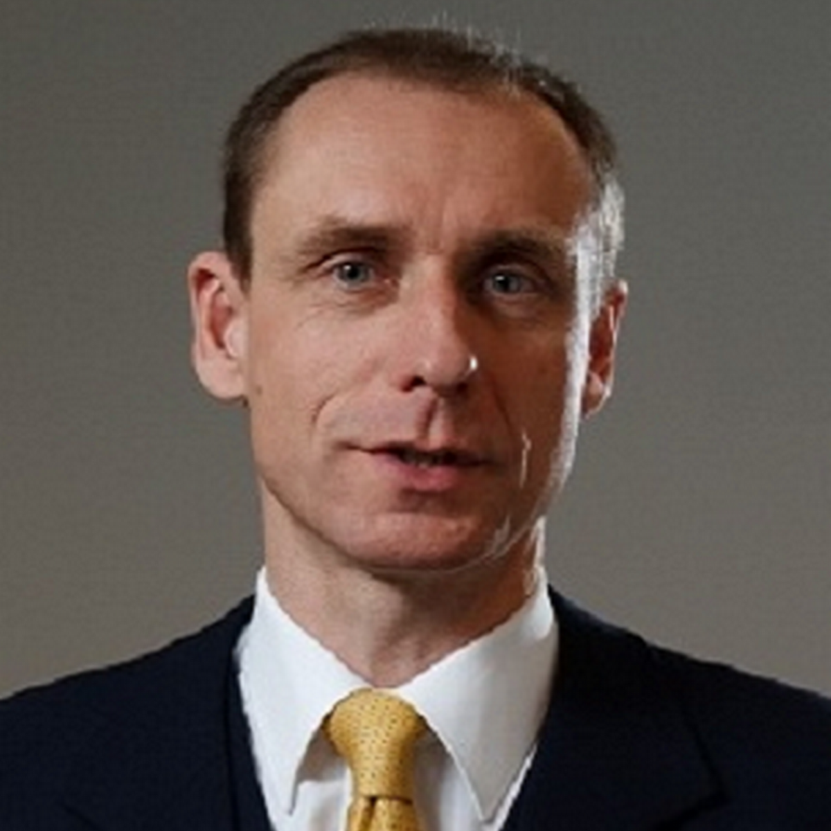 David Smik, FBE David Smik, FBE