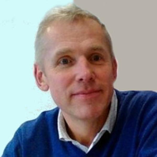 PhDr. Milan Hutta, APAS akademie osobního rozvoje