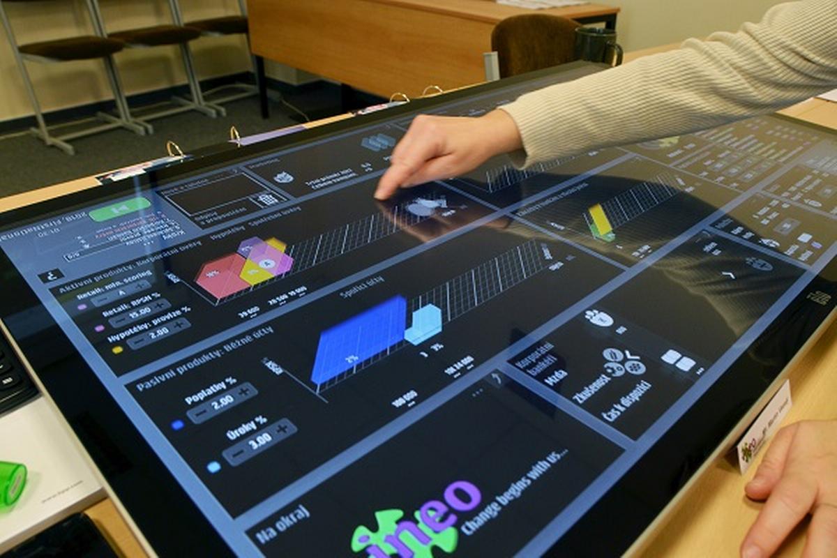 Simulace banky od společnosti inneo.click