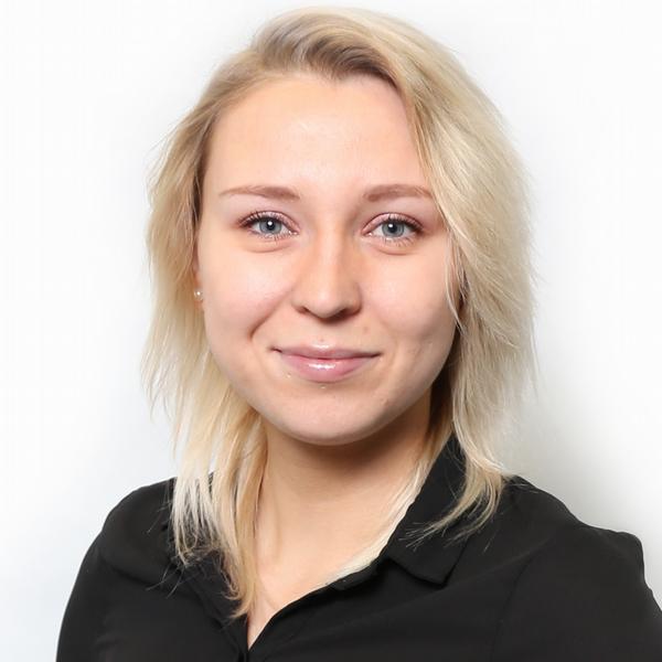 Hana Slačálková, PERFORMIA, spol. s r.o.