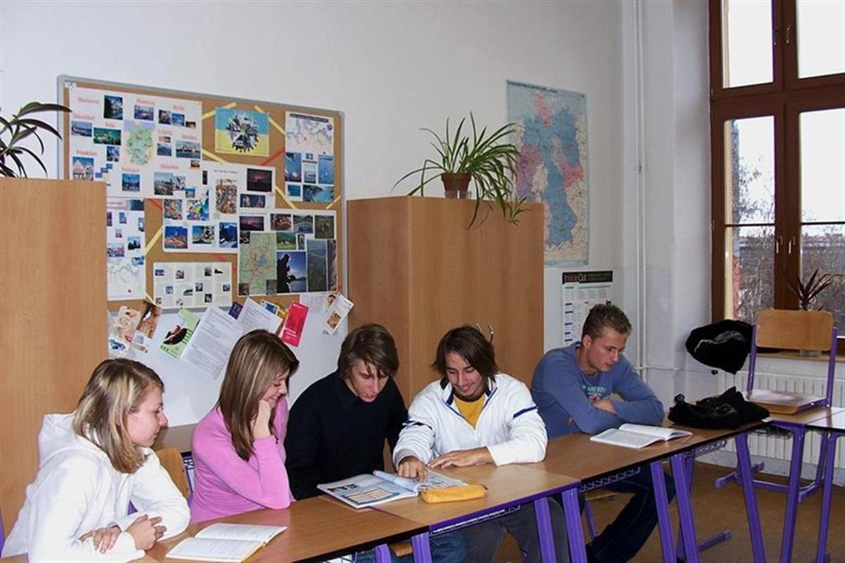 Krajské centrum vzdělávání a Jazyková škola s právem státní jazykové zkoušky, Plzeň
