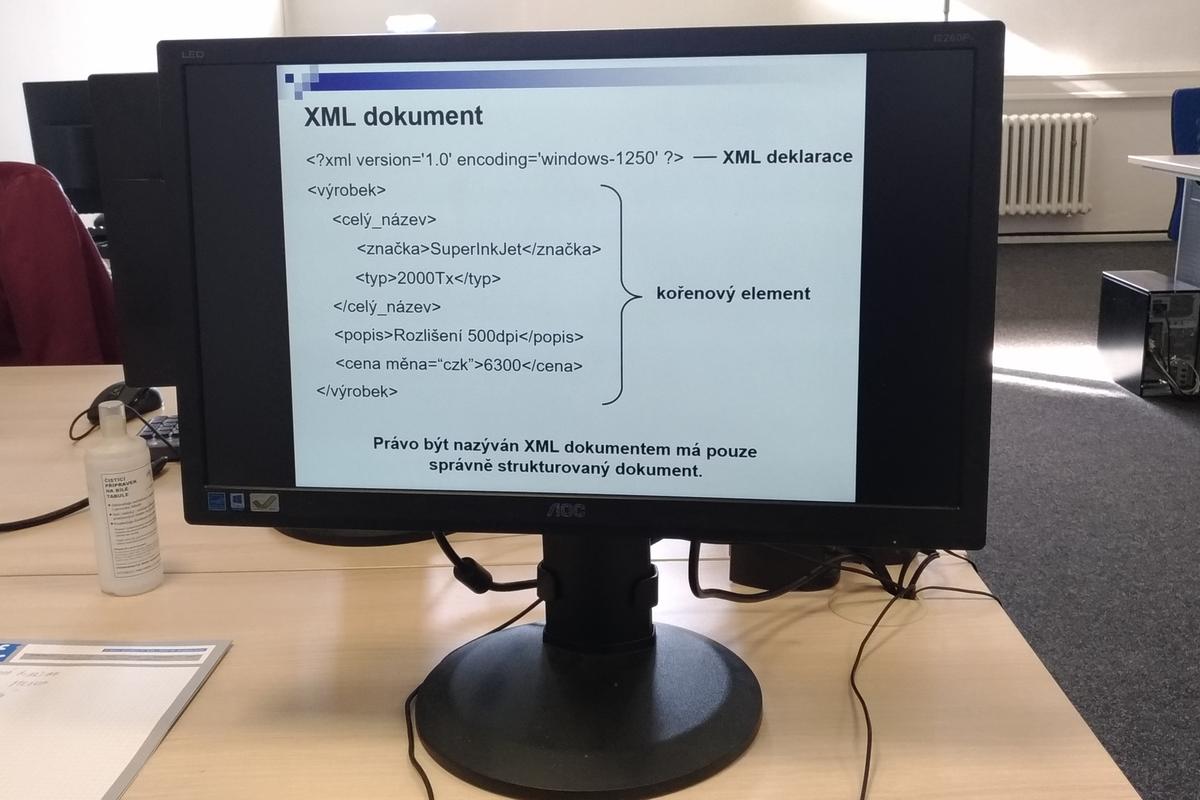 Výuka základů jazyka XML v kurzu společnosti PC-Dir
