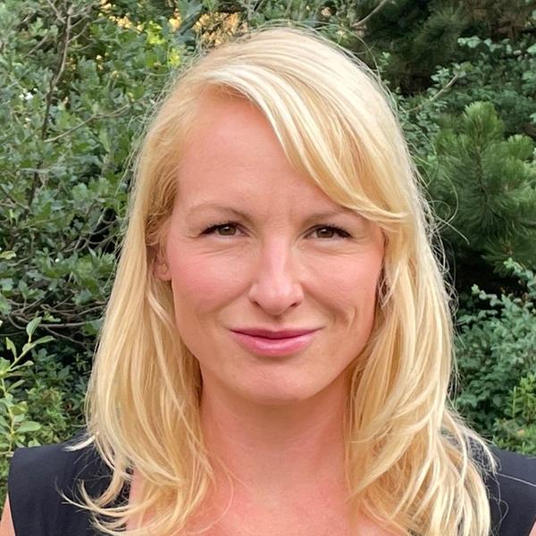Tereza Černá, R4U